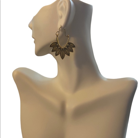 Gold Boho Earrings - Picture 4 of 4